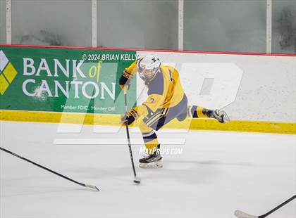 Thumbnail 1 in Xaverian Brothers vs Framingham (MIAA Division 1 Round of 32) photogallery.
