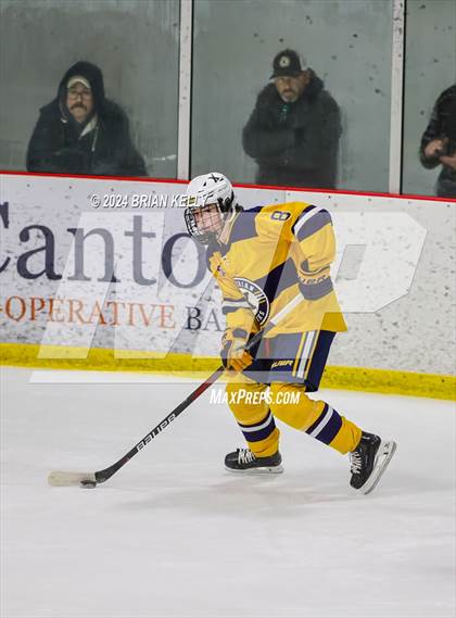 Thumbnail 2 in Xaverian Brothers vs Framingham (MIAA Division 1 Round of 32) photogallery.