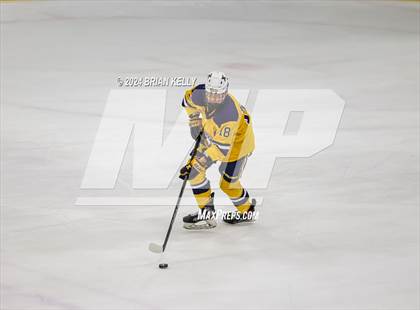 Thumbnail 2 in Xaverian Brothers vs Framingham (MIAA Division 1 Round of 32) photogallery.
