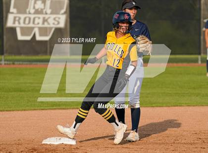 Thumbnail 2 in Decatur Central vs. Avon (IHSAA 4A Sectional #12 Semi-Final) photogallery.
