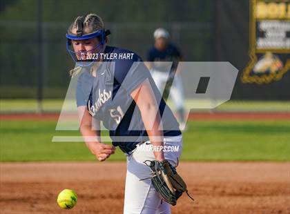 Thumbnail 1 in Decatur Central vs. Avon (IHSAA 4A Sectional #12 Semi-Final) photogallery.