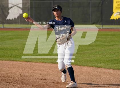 Thumbnail 3 in Decatur Central vs. Avon (IHSAA 4A Sectional #12 Semi-Final) photogallery.