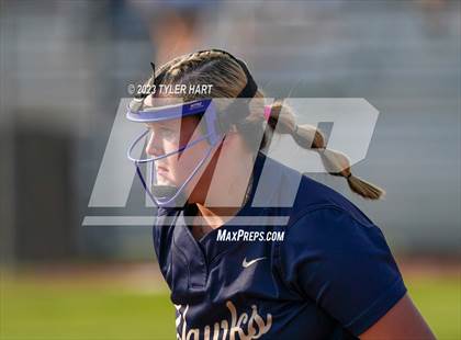 Thumbnail 3 in Decatur Central vs. Avon (IHSAA 4A Sectional #12 Semi-Final) photogallery.