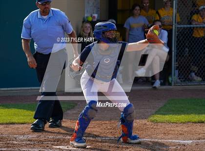 Thumbnail 3 in Decatur Central vs. Avon (IHSAA 4A Sectional #12 Semi-Final) photogallery.