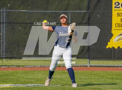 Thumbnail 2 in Decatur Central vs. Avon (IHSAA 4A Sectional #12 Semi-Final) photogallery.