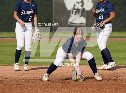 Thumbnail 3 in Decatur Central vs. Avon (IHSAA 4A Sectional #12 Semi-Final) photogallery.