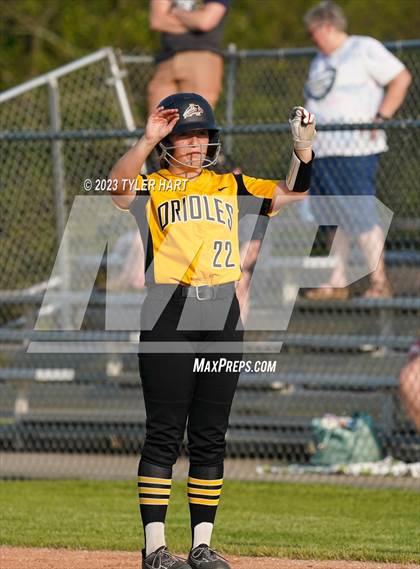 Thumbnail 2 in Decatur Central vs. Avon (IHSAA 4A Sectional #12 Semi-Final) photogallery.