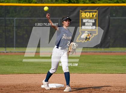 Thumbnail 2 in Decatur Central vs. Avon (IHSAA 4A Sectional #12 Semi-Final) photogallery.