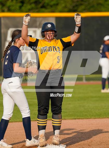 Thumbnail 3 in Decatur Central vs. Avon (IHSAA 4A Sectional #12 Semi-Final) photogallery.