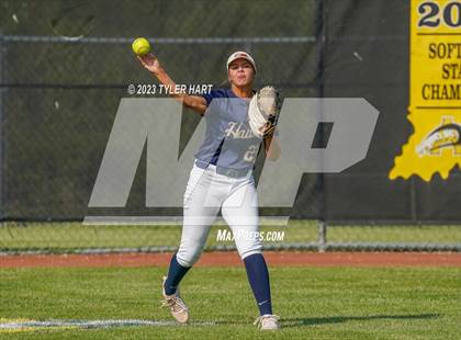 Thumbnail 3 in Decatur Central vs. Avon (IHSAA 4A Sectional #12 Semi-Final) photogallery.