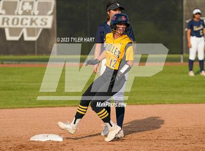Thumbnail 1 in Decatur Central vs. Avon (IHSAA 4A Sectional #12 Semi-Final) photogallery.