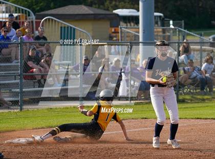 Thumbnail 3 in Decatur Central vs. Avon (IHSAA 4A Sectional #12 Semi-Final) photogallery.