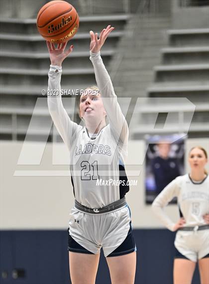 Thumbnail 3 in South Garland @ Wylie East photogallery.