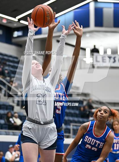 Thumbnail 3 in South Garland @ Wylie East photogallery.