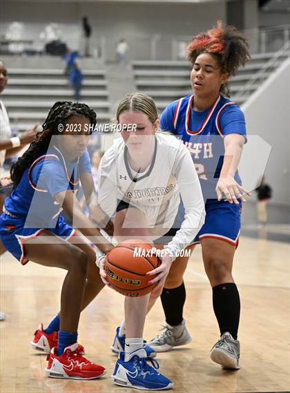 Thumbnail 2 in South Garland @ Wylie East photogallery.