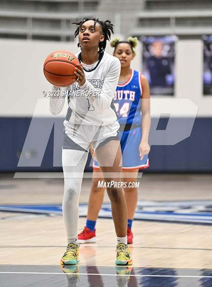 Thumbnail 2 in South Garland @ Wylie East photogallery.