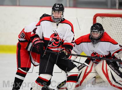 Thumbnail 2 in Warde/Ludlowe @ Branford photogallery.