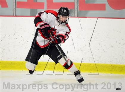 Thumbnail 1 in Warde/Ludlowe @ Branford photogallery.