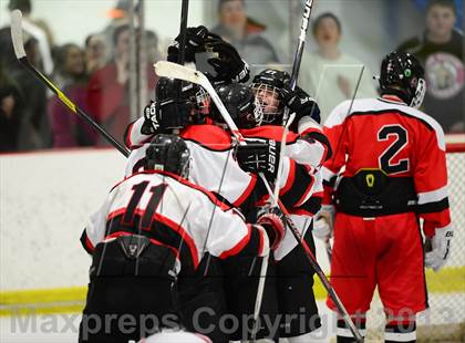 Thumbnail 1 in Warde/Ludlowe @ Branford photogallery.