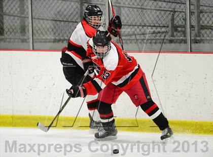 Thumbnail 2 in Warde/Ludlowe @ Branford photogallery.