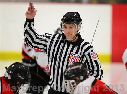 Thumbnail 1 in Warde/Ludlowe @ Branford photogallery.