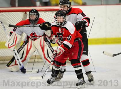 Thumbnail 3 in Warde/Ludlowe @ Branford photogallery.