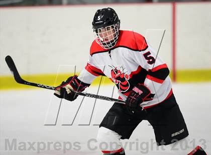 Thumbnail 3 in Warde/Ludlowe @ Branford photogallery.