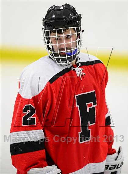 Thumbnail 2 in Warde/Ludlowe @ Branford photogallery.