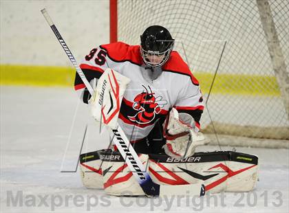Thumbnail 3 in Warde/Ludlowe @ Branford photogallery.