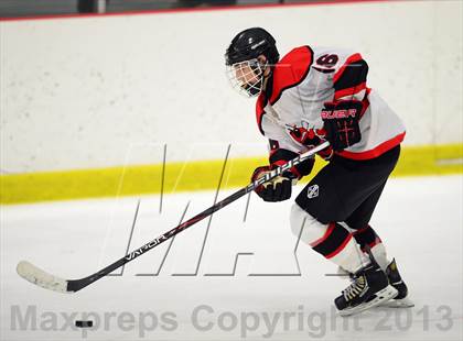 Thumbnail 3 in Warde/Ludlowe @ Branford photogallery.