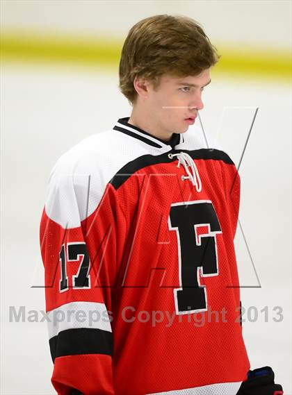 Thumbnail 2 in Warde/Ludlowe @ Branford photogallery.