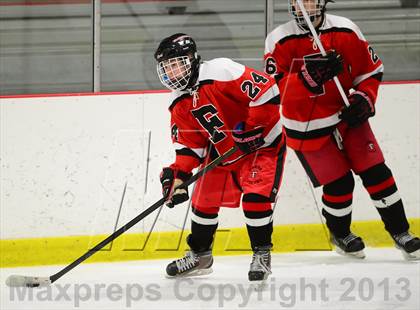 Thumbnail 1 in Warde/Ludlowe @ Branford photogallery.