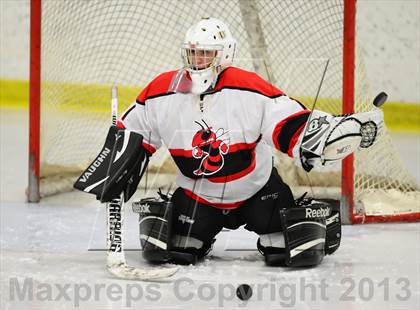 Thumbnail 1 in Warde/Ludlowe @ Branford photogallery.