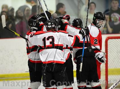 Thumbnail 2 in Warde/Ludlowe @ Branford photogallery.