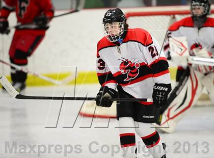 Thumbnail 3 in Warde/Ludlowe @ Branford photogallery.