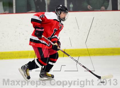 Thumbnail 3 in Warde/Ludlowe @ Branford photogallery.