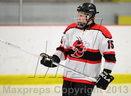 Thumbnail 3 in Warde/Ludlowe @ Branford photogallery.