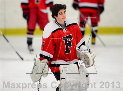 Thumbnail 1 in Warde/Ludlowe @ Branford photogallery.