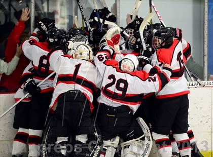 Thumbnail 3 in Warde/Ludlowe @ Branford photogallery.