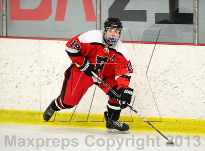 Thumbnail 1 in Warde/Ludlowe @ Branford photogallery.