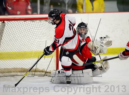 Thumbnail 3 in Warde/Ludlowe @ Branford photogallery.