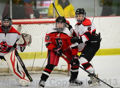 Thumbnail 1 in Warde/Ludlowe @ Branford photogallery.