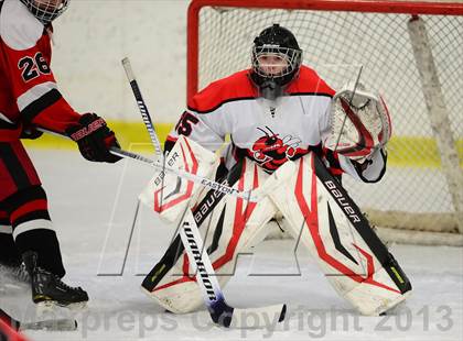 Thumbnail 3 in Warde/Ludlowe @ Branford photogallery.