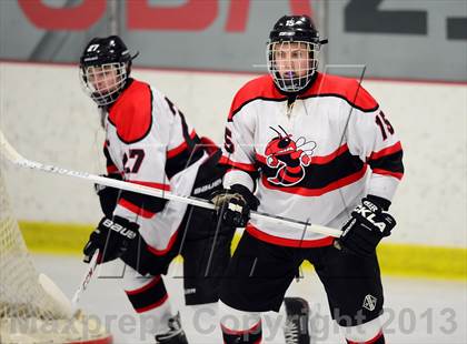 Thumbnail 1 in Warde/Ludlowe @ Branford photogallery.
