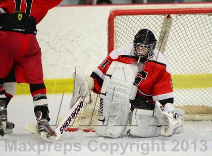 Thumbnail 2 in Warde/Ludlowe @ Branford photogallery.
