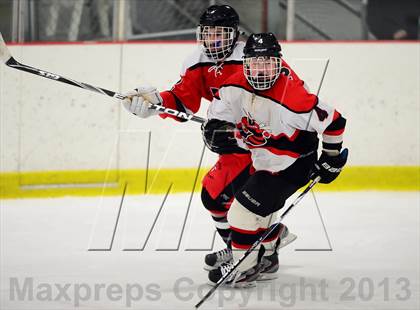 Thumbnail 3 in Warde/Ludlowe @ Branford photogallery.