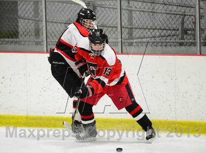 Thumbnail 1 in Warde/Ludlowe @ Branford photogallery.