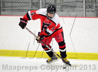 Thumbnail 3 in Warde/Ludlowe @ Branford photogallery.