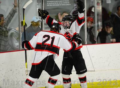 Thumbnail 3 in Warde/Ludlowe @ Branford photogallery.