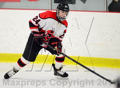 Thumbnail 1 in Warde/Ludlowe @ Branford photogallery.